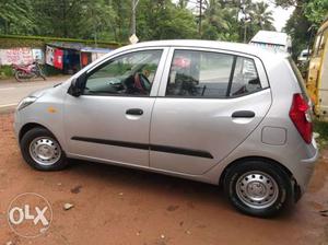 URGENT SAIL Hyundai I10 petrol  Kms  year