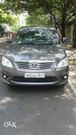 Toyota Innova 2.5 Vx 8 Str Bs-iii, , Diesel