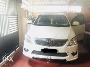  Toyota Innova diesel  Kms