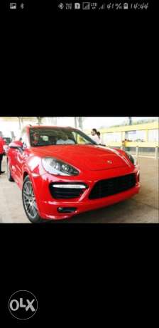 Porsche Cayenne GTS, Red color,,  kms