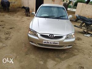  Hyundai Accent cng  Kms