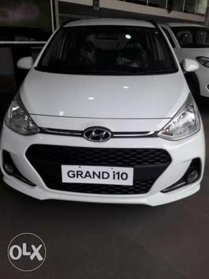  Hyundai Grand I 10 petrol 10 Kms