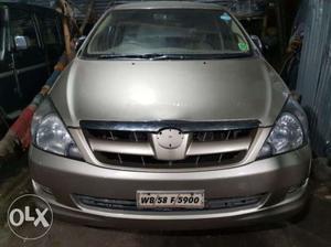 Toyota Innova 2.5 V 8 Str, , Diesel