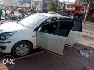  Ford Figo diesel  Kms