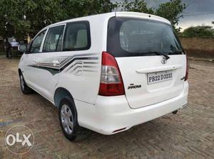  Toyota Innova diesel  Kms