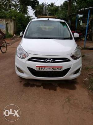  Hyundai Grand I 10 lpg  Kms