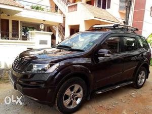 XUV 500 - W8 in excellent condition looking for immediate