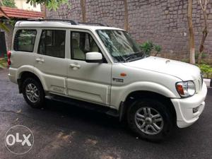 Mahindra Scorpio SLE kms, Excellent Condition
