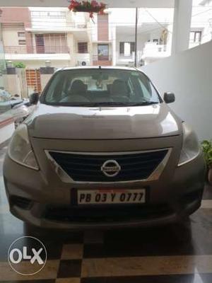  Nissan Sunny diesel  Kms