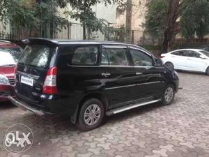  Toyota Innova diesel  Kms