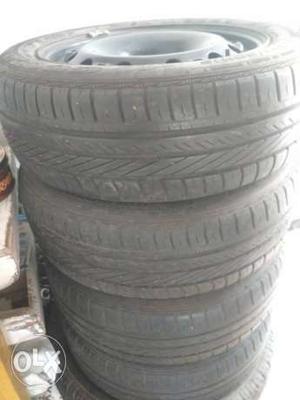 Volkswagen Vento tyres and original rims  R15