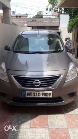 Nissan Sunny petrol  Kms  year