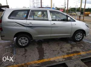 Toyota Innova 2.5 G 8 Str Bs-iv, , Diesel