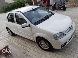 Selling My Mahindra Verito Deisel Top Model 