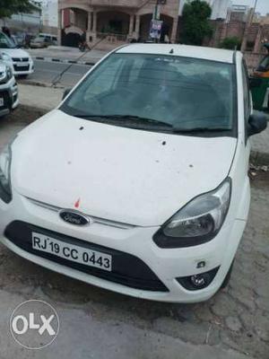  Ford Figo petrol  Kms