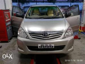  Toyota Innova diesel  Kms