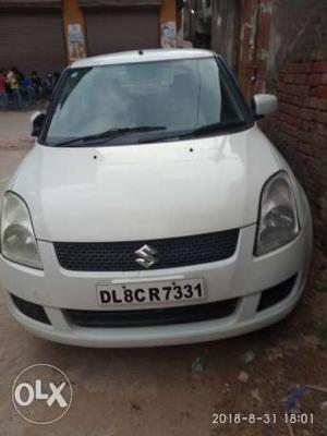 Maruti Suzuki Swift cng  Kms  year