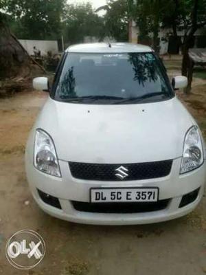 Maruti Suzuki Swift cng  Kms  year