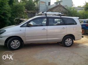 Toyota Innova 2.5