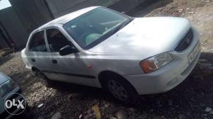  Hyundai Accent cng  Kms