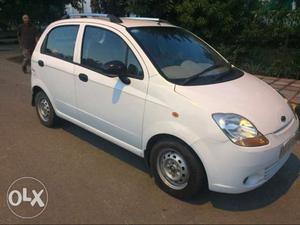  Chevrolet Spark petrol  Kms