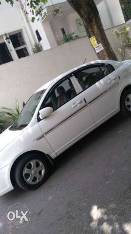 Elegant  Hyundai Verna CRDI diesel  Kms