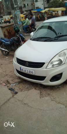 Maruti Suzuki Swift Dzire cng  Kms  year