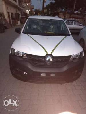  Renault Kwid petrol 75 Kms