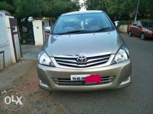 Toyota Innova 2.5 V 8 Str, , Diesel