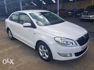 Skoda Rapid 1.6 Mpi Elegance Plus, , Petrol