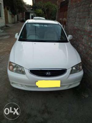  Hyundai Accent petrol  Kms eco modal lpg+