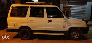 Sonalika Rhino,Looks like qualis,Car in excellent condition