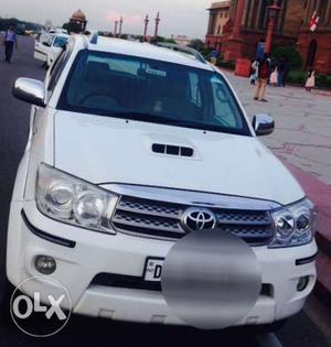  Toyota Fortuner 4 X 4 Manual