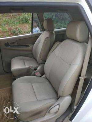 Toyota Innova bucket seat