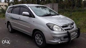  Toyota Innova diesel  Kms