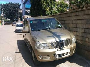  Mahindra Xylo E8 (Top of the Line) For Sale - Excellent
