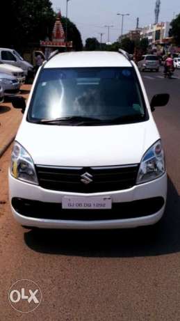 Maruti Suzuki Wagon R 1.0 Vxi, , Petrol