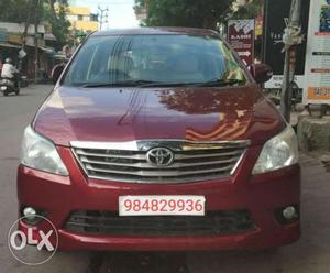 Toyota Innova 2.5 V 8 Str, , Diesel