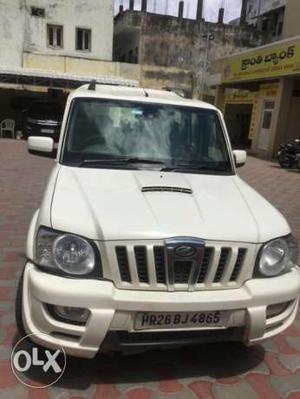 Mahindra Scorpio VLX with airbags for sale
