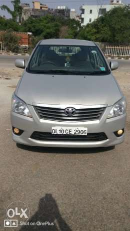 Service record Innova  GX,  owner, excellent