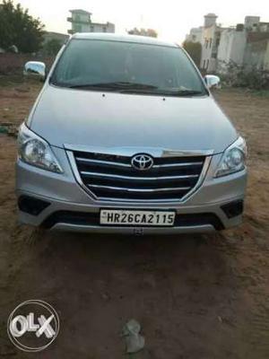  Toyota Innova diesel  Kms