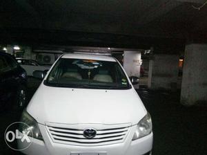  Toyota Innova diesel  Kms