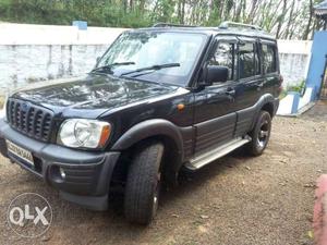 Mahindra Scorpio - Full option