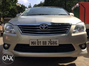 Toyota Innova 2.5 V 8 Str, , Diesel