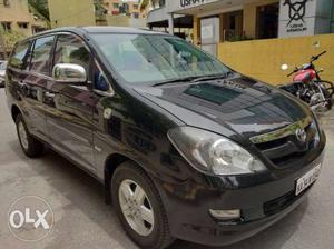 Toyota Innova 2.5 V 8 Str, , Diesel