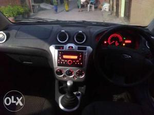  Ford Figo diesel  Kms