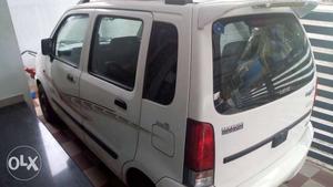  Maruti Suzuki Wagon R,VXi white petrol  Kms