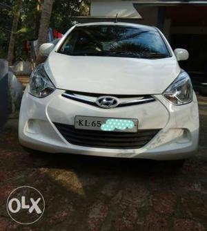  Hyundai Eon petrol  Kms