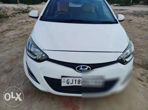  Hyundai I20 cng  Kms