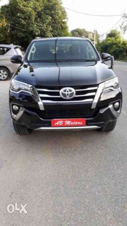 Toyota Fortuner 2.8 4x2 At, , Diesel